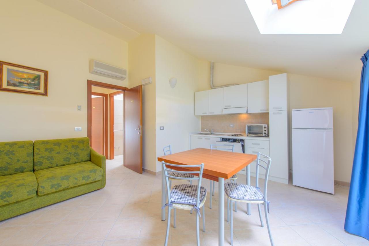 Residence Ducale Rimini Bagian luar foto
