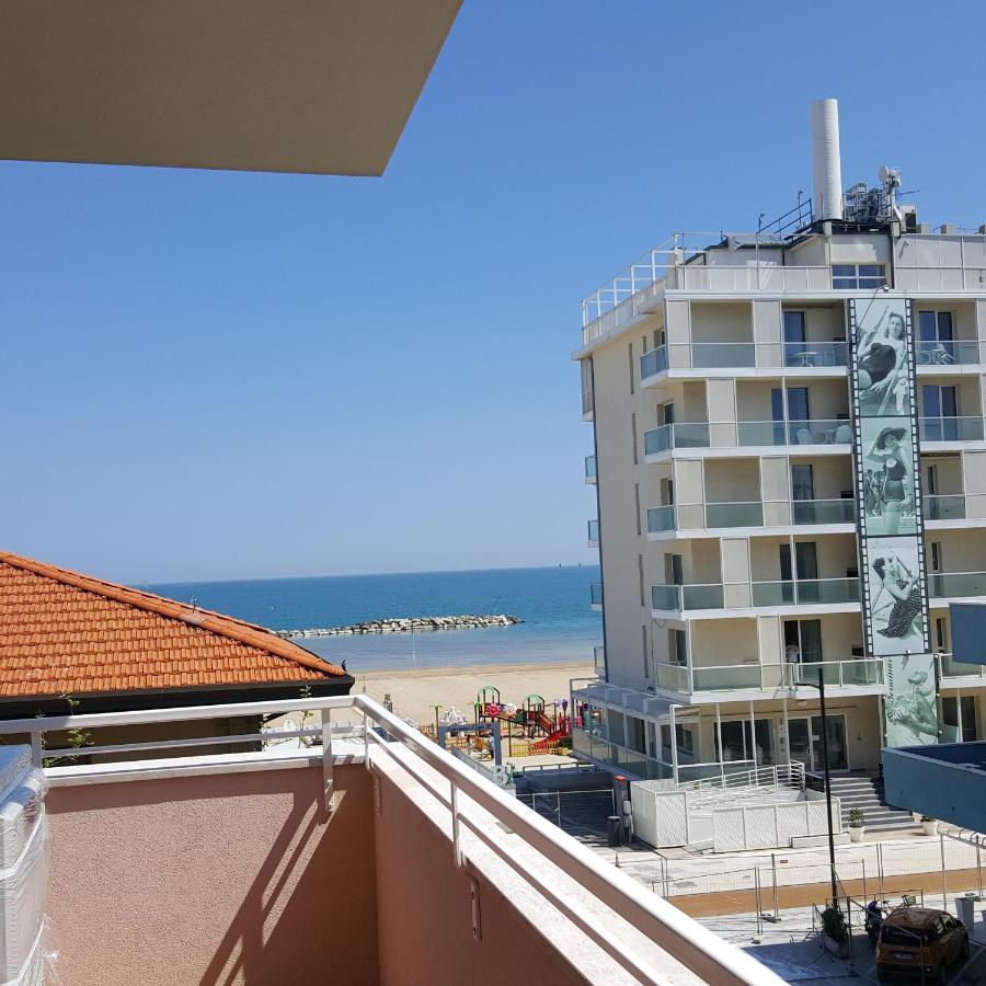 Residence Ducale Rimini Bagian luar foto