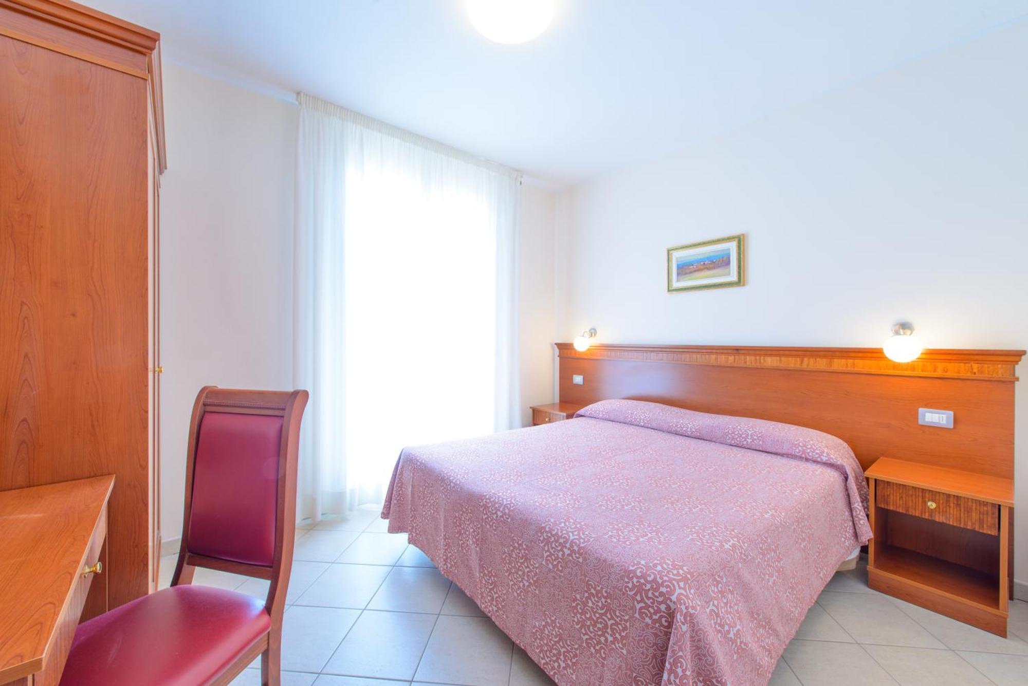 Residence Ducale Rimini Bagian luar foto