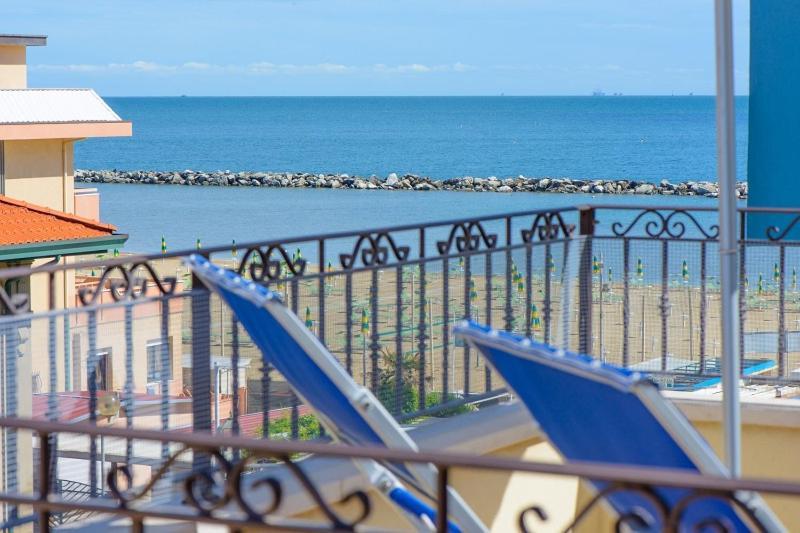 Residence Ducale Rimini Bagian luar foto